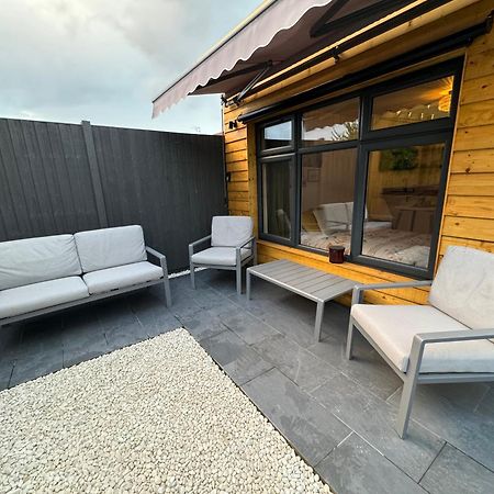 Ferienwohnung Wild & Free Hot Tub Retreat Dartford Exterior foto